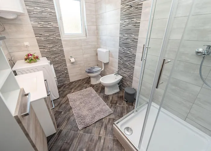 Buskulic Anamarija 3 By Interhome * Vir